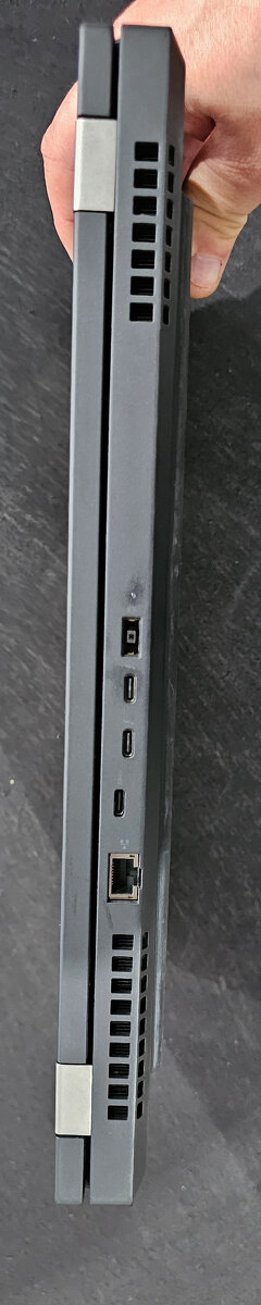 Lenovo ThinkPad P15 Gen1 128GBRAM/i7-10850/ NVIDIA RTX 3000 - 7