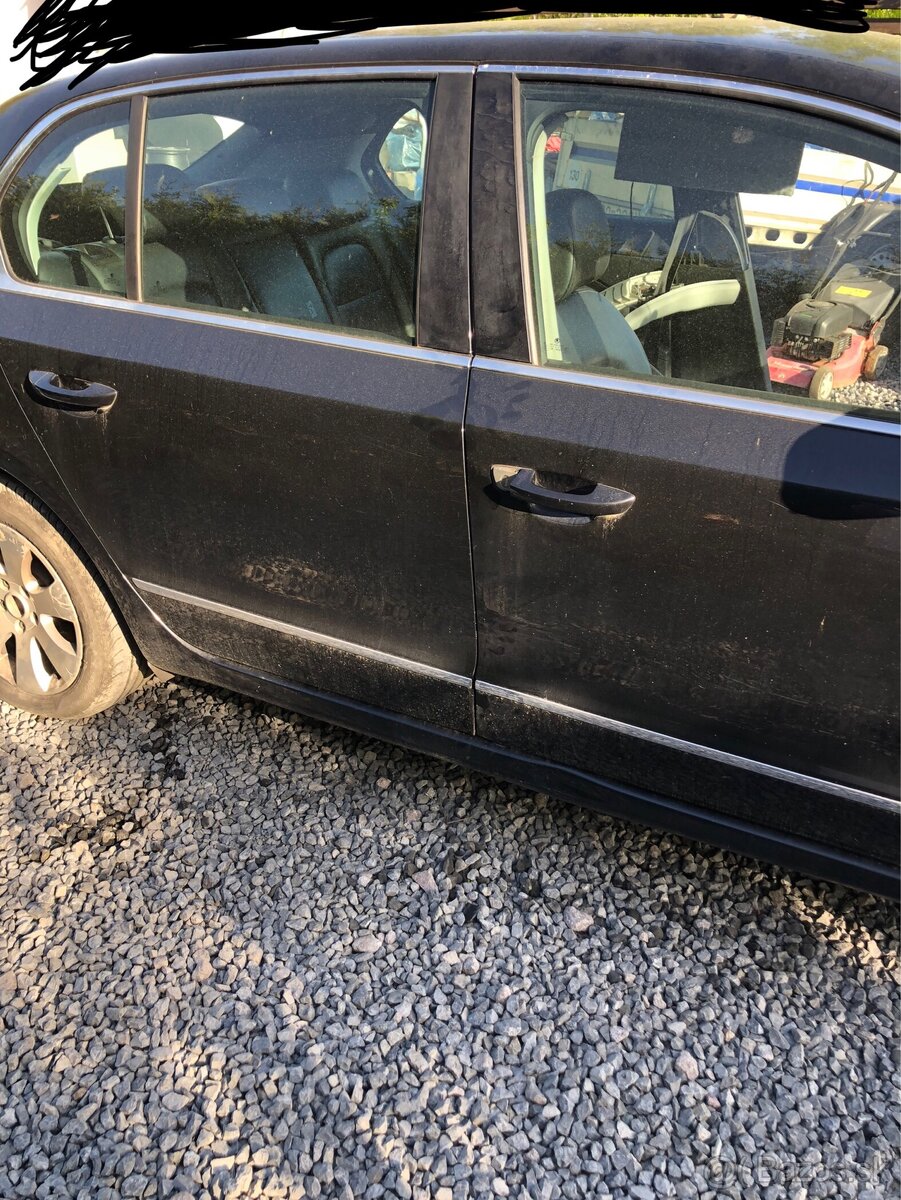 Rozpredám Superb 2 Facelift - 7