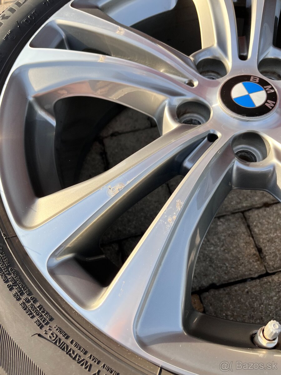 Bridgestone 225/50 R18 - 7