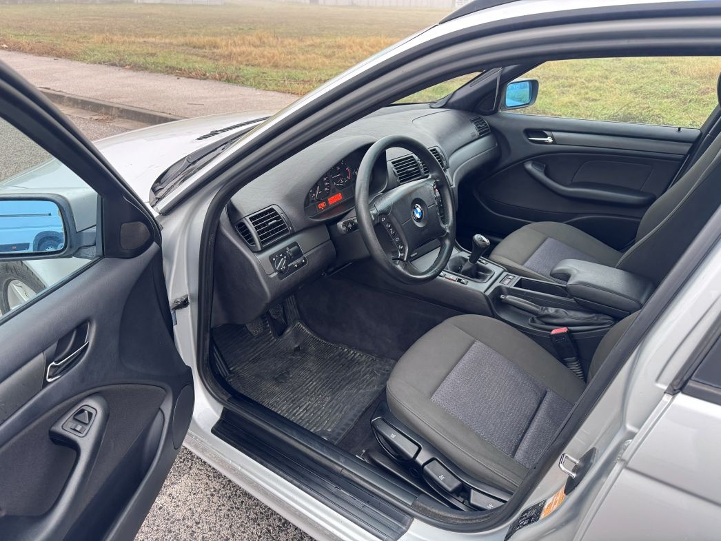 BMW 318d Touring 116ps r.v.2004 - 7