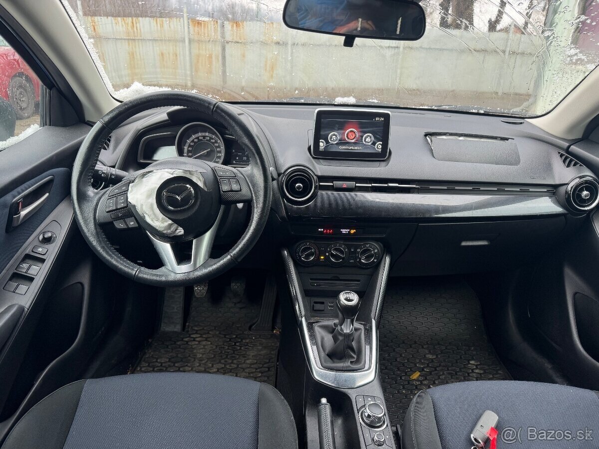 MAZDA 2 1,5 SKYACTIV 66KW,ROK 2015,NAJ 94TKM,NAVI,KLIMA,DOHO - 7