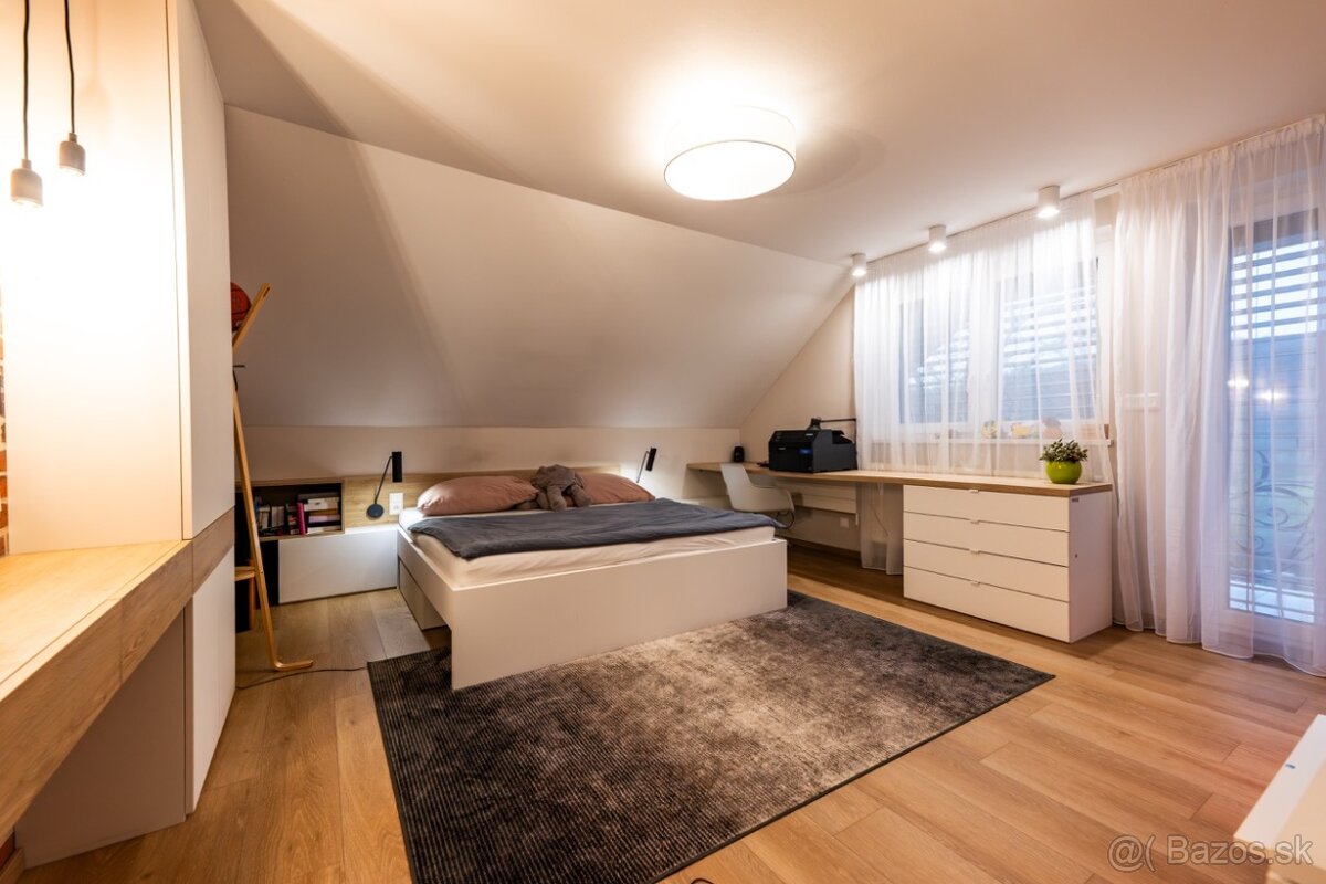 Exkluzívna rodinná vila Bošáca - 7