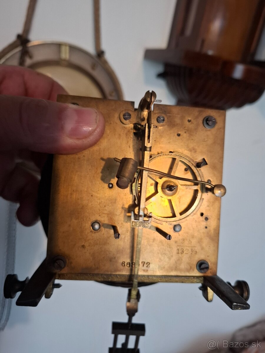 Predám funkčné starožitné hodiny ALTDEUTSCHE (židovky) s jel - 7