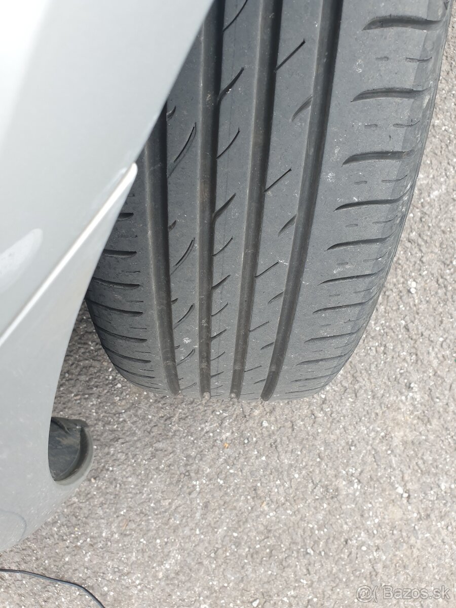 Octávia Combi 3 - 7