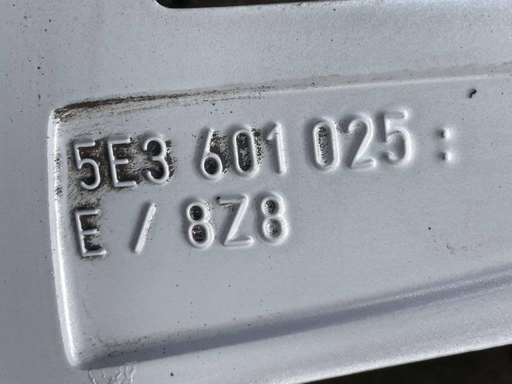 Orig.skoda alu disky 5x112 205 55 R17 Letné - 7