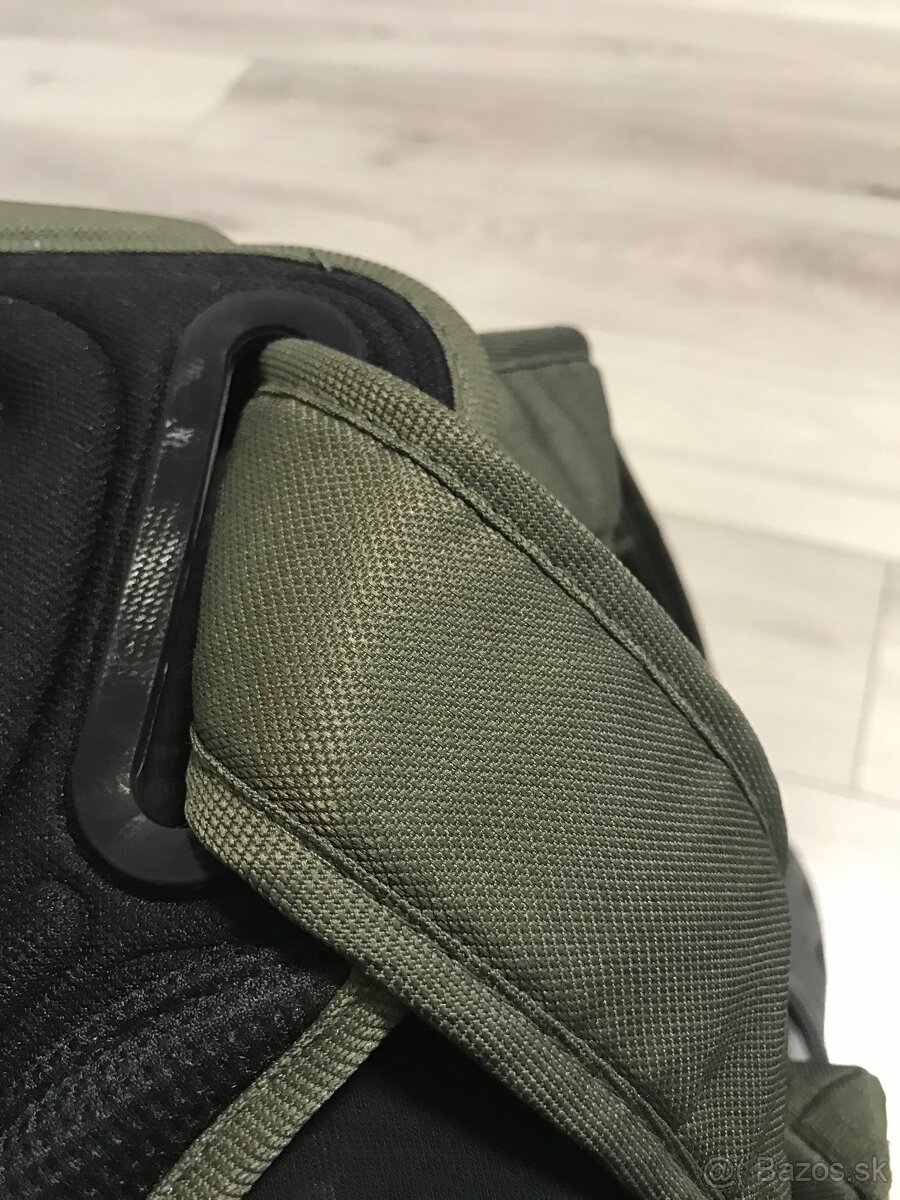 Nosič Chicco You & Me zelený - 7