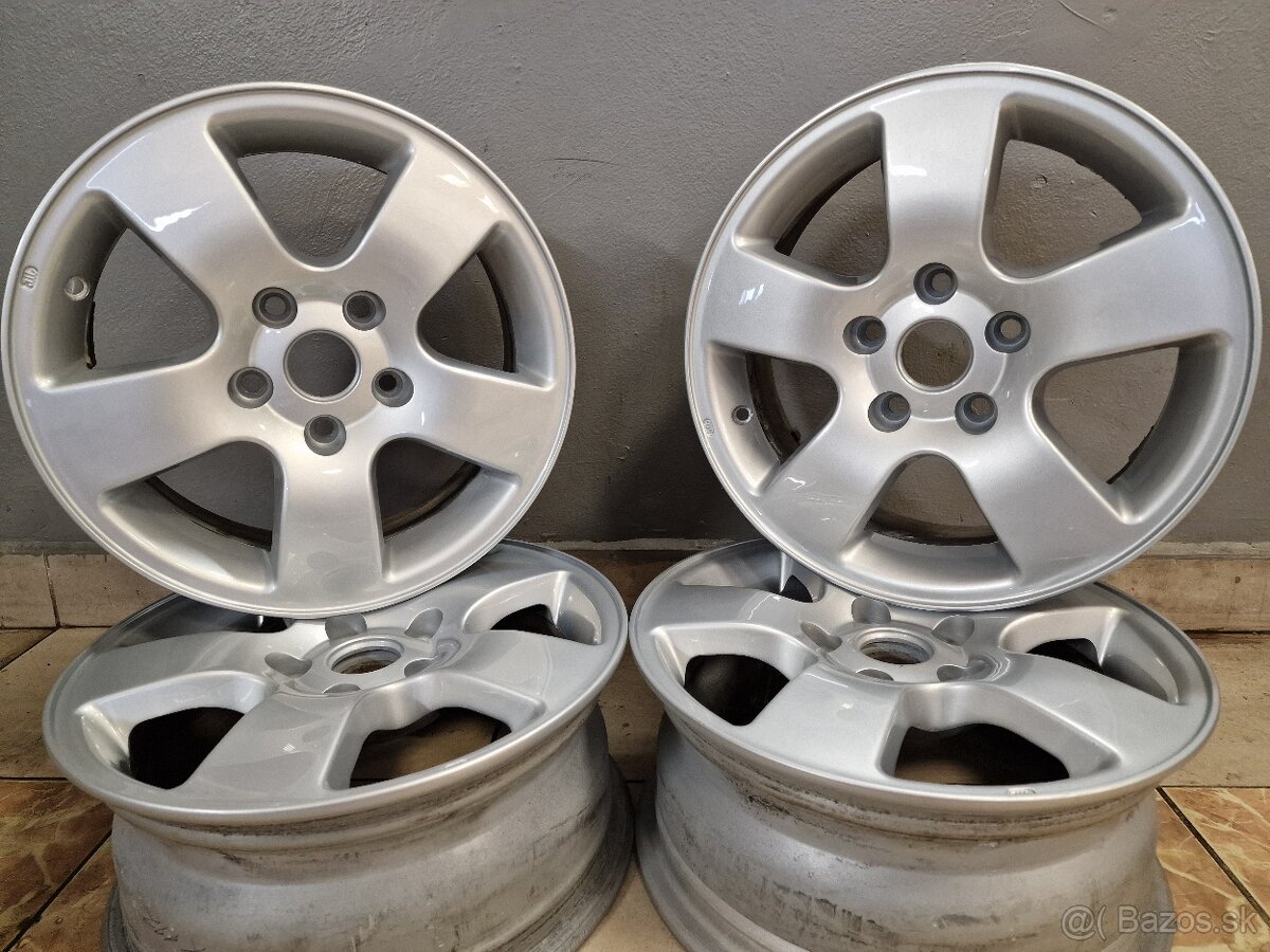 ALu disky 5x112 R15 Skoda - 7