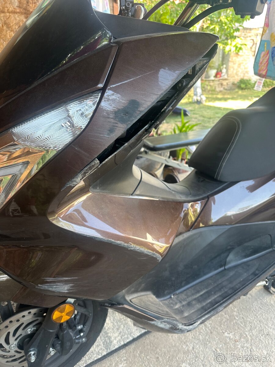 Honda PCX - 7