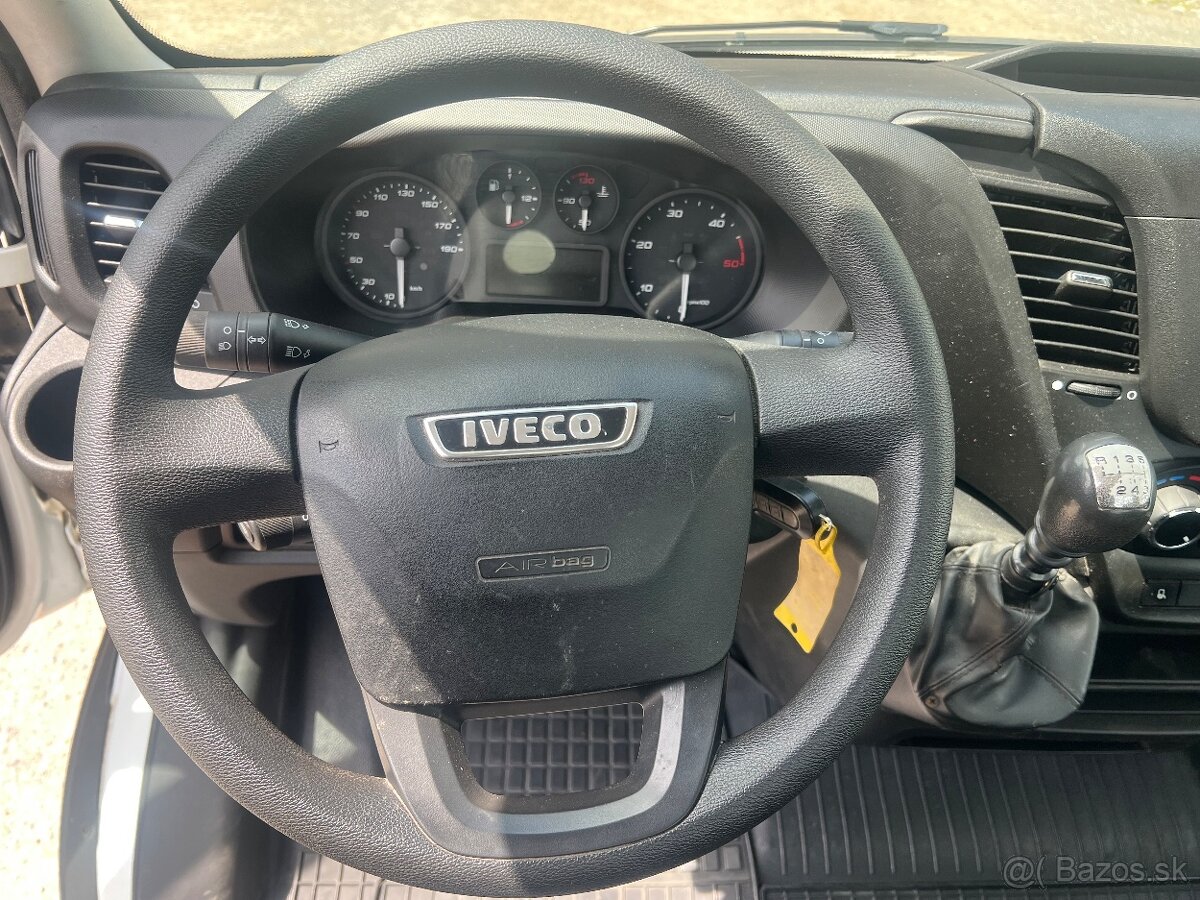 2x IVECO Daily 35S16 šasy - 7