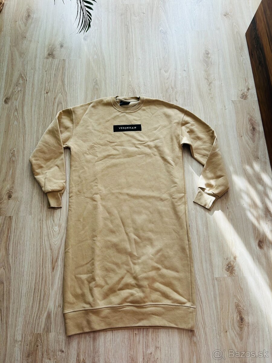 ŠTÝLOVE MIKINOŠATY slovenskej značky VERONIKAIN, PC 80 EUR - 7