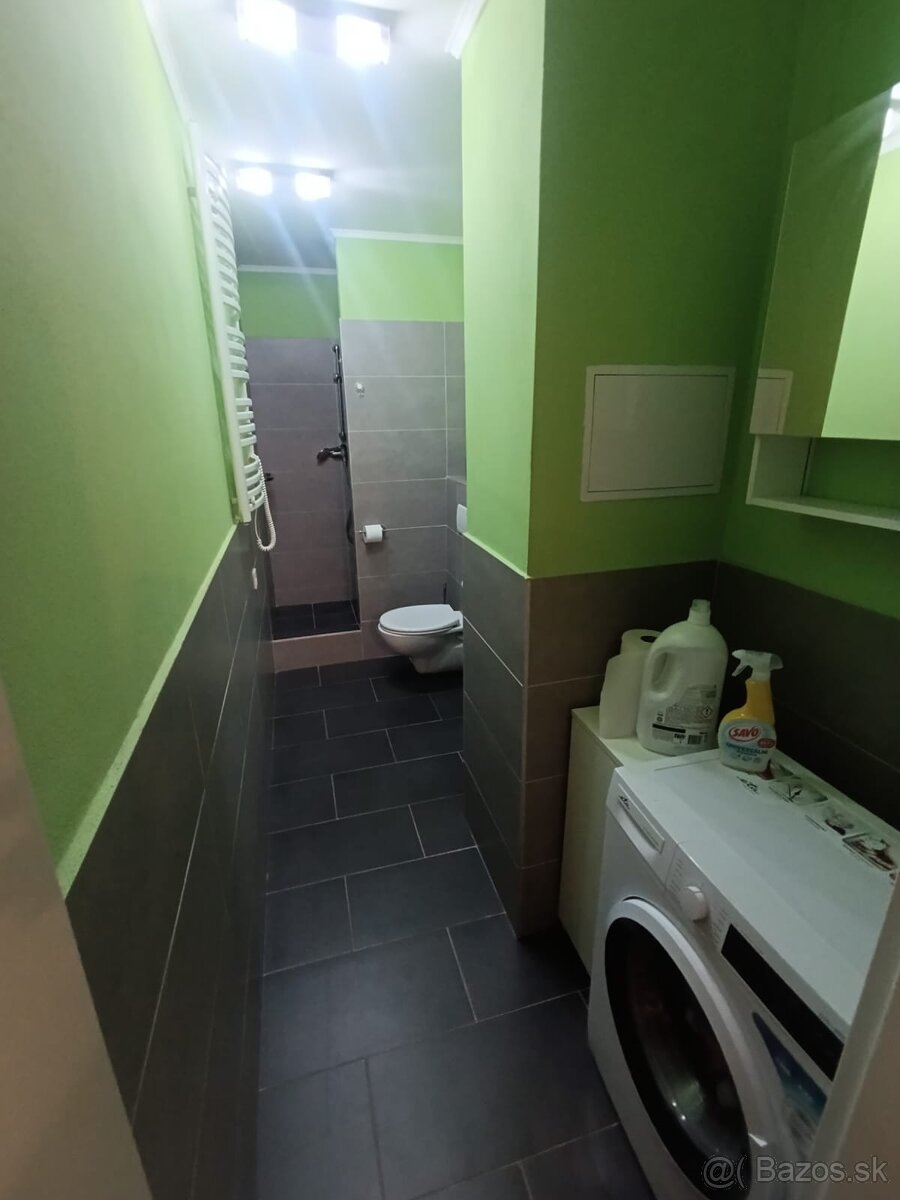 Predám 2 izbový byt Nová Radvaň - 7