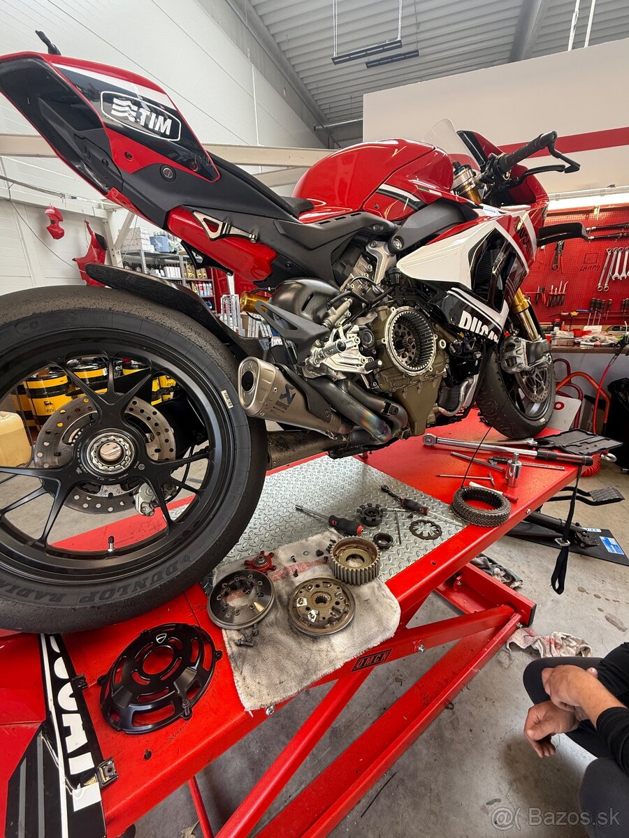 Ducati Panigale V4S 2022/12 - 7