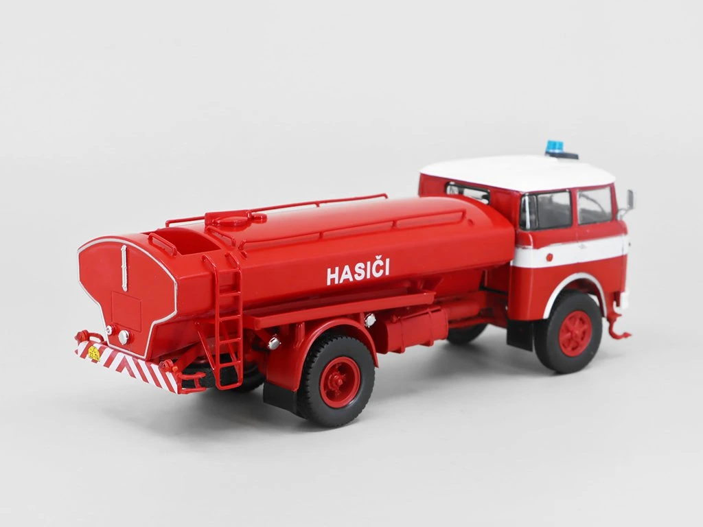 ŠKODA 706 RTH hasiči prémiový model 1/43 DeaGostini - 7