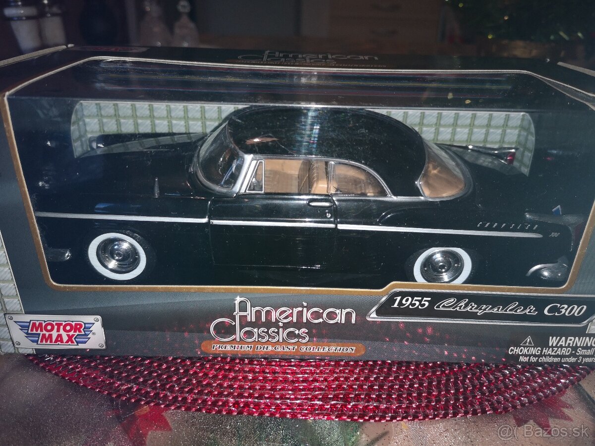 Predám zberateľský model Chrysler C 300, 1955 , 1:24 - 7