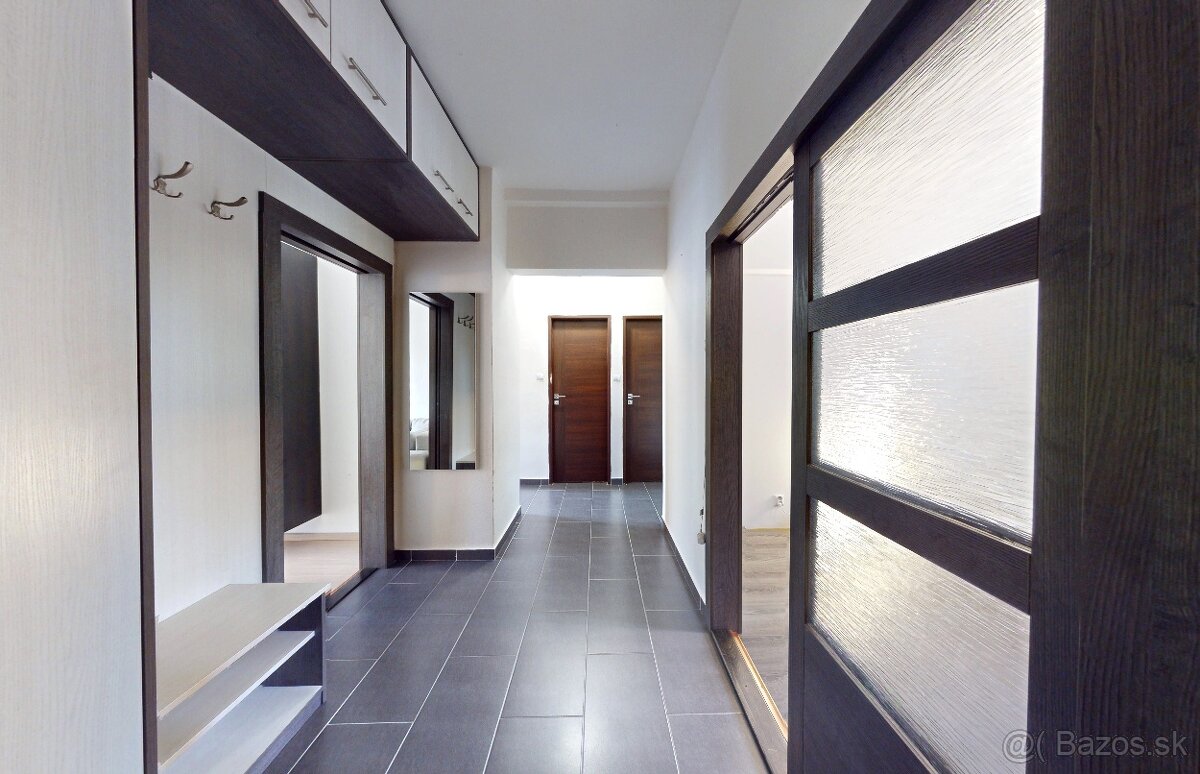 Zariadený 3 izb.tehlový byt s balkónom CENTRUM MESTA - 7