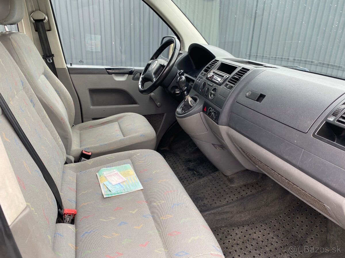 VW T5 Transporter 1.9TDi 63 kW, Rok výroby 2005 - 7