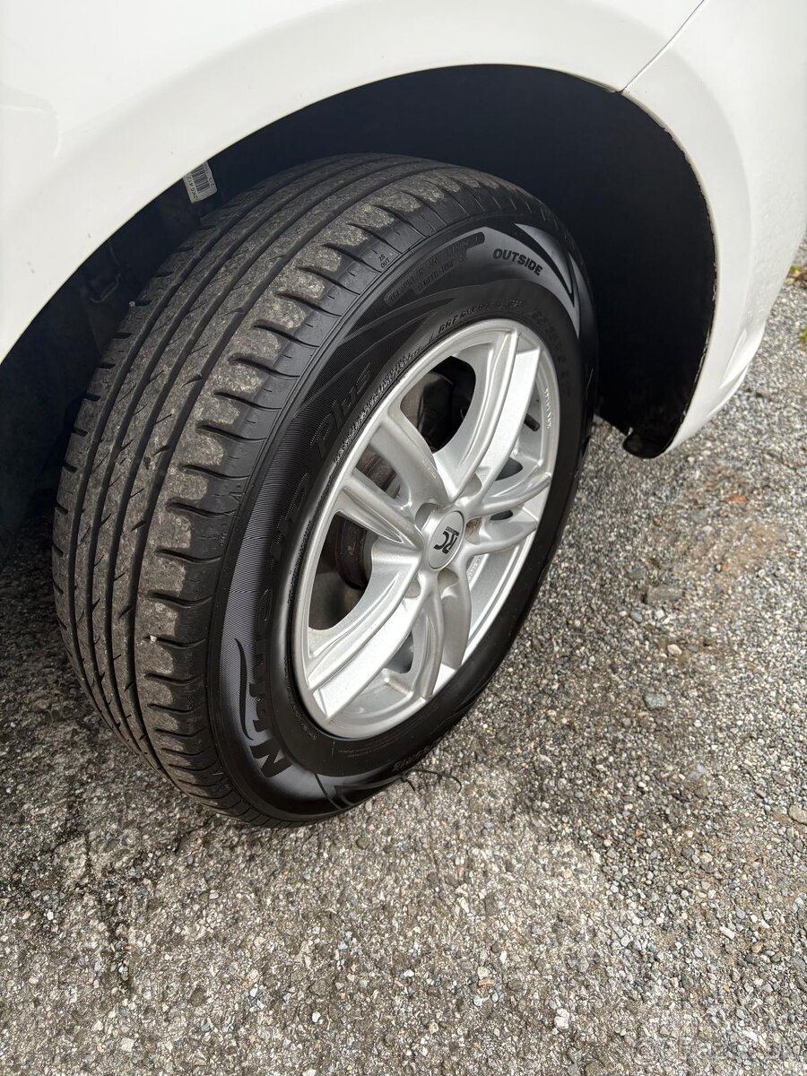 VW Caddy 2,0. 80kw benzin/CNG - 7