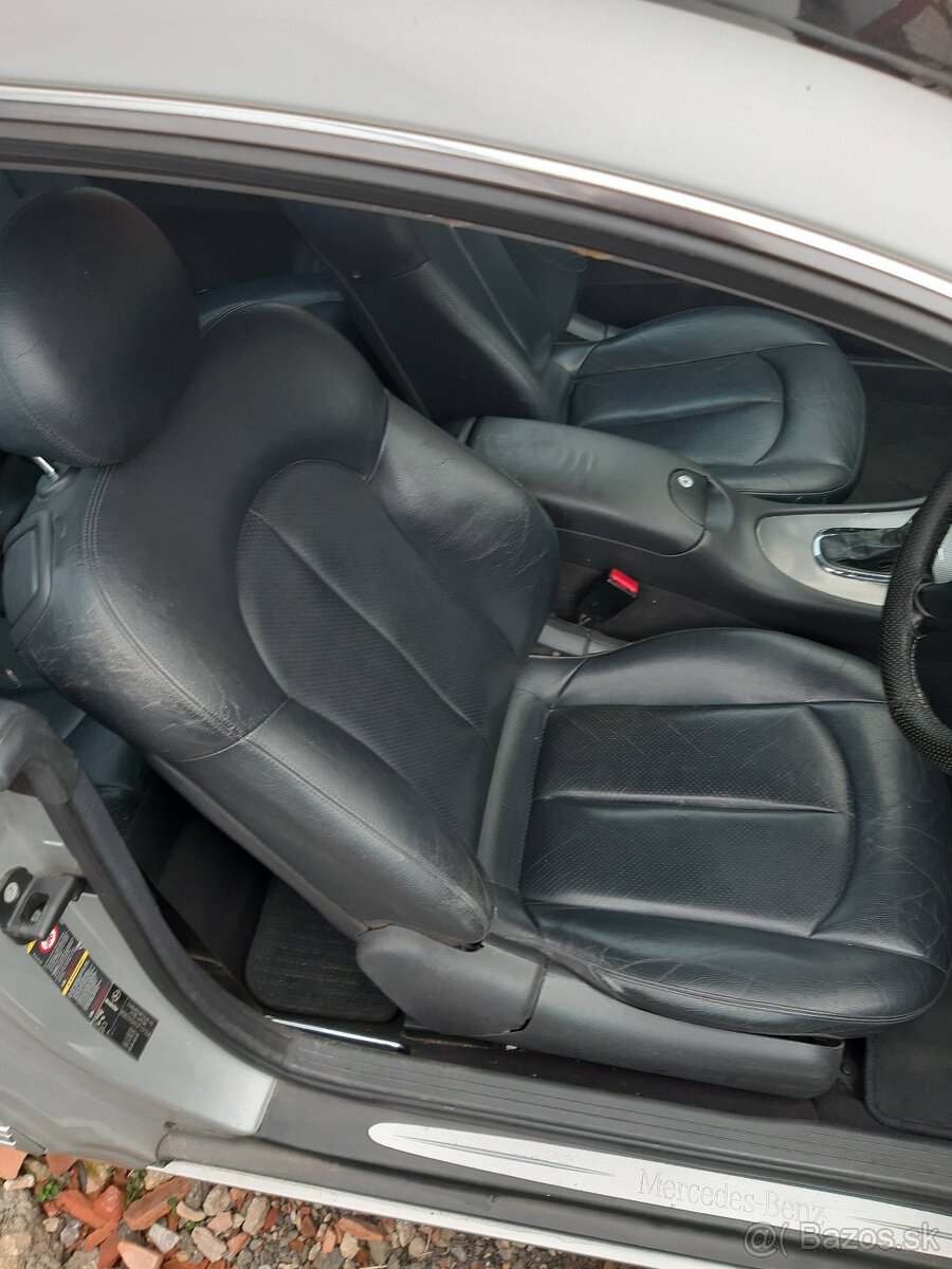 Mercedes benz CLK 320i V6 Avantgarde - 7