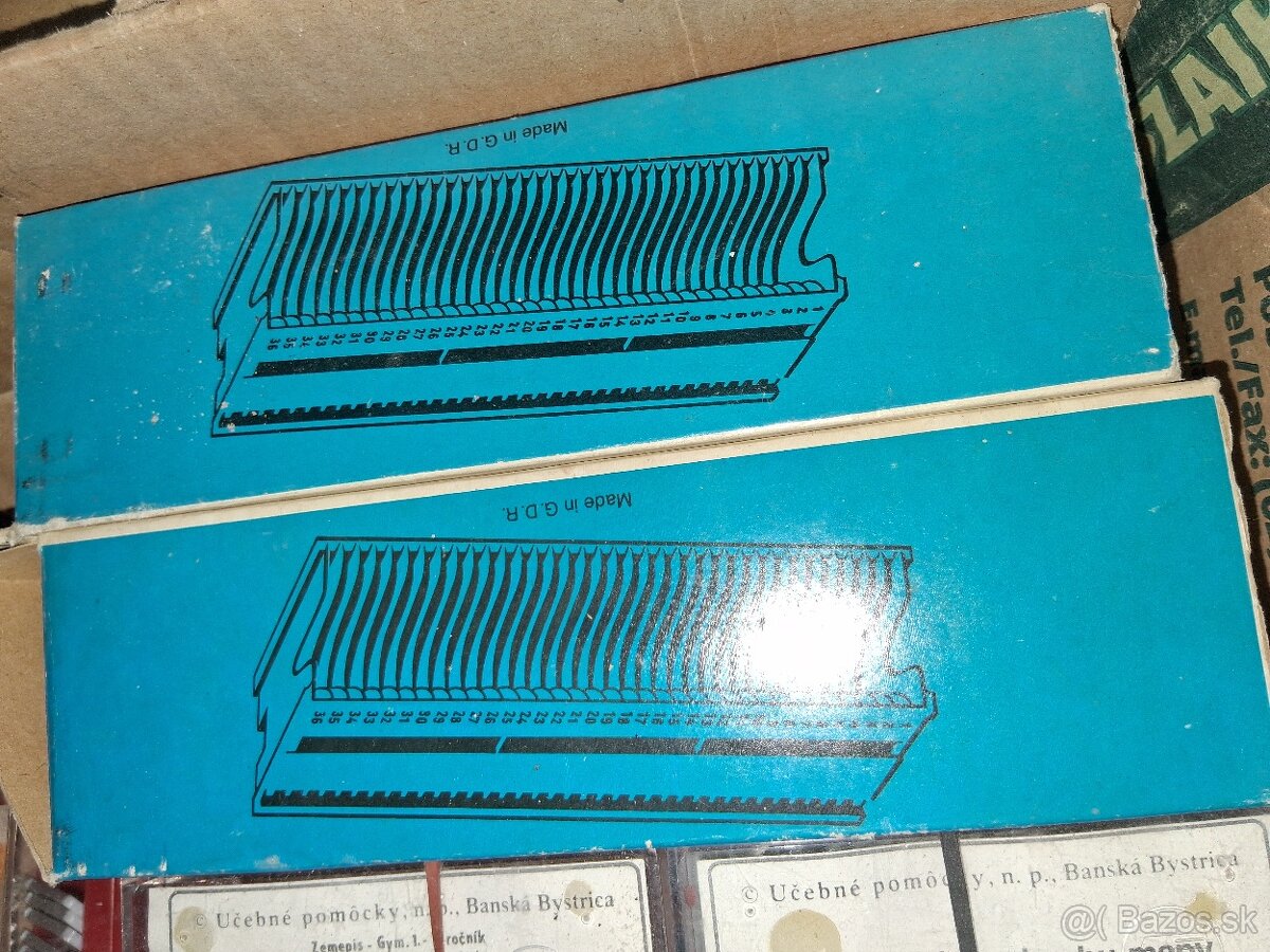 Vlajky,plagaty,mapy,stoličky - 7