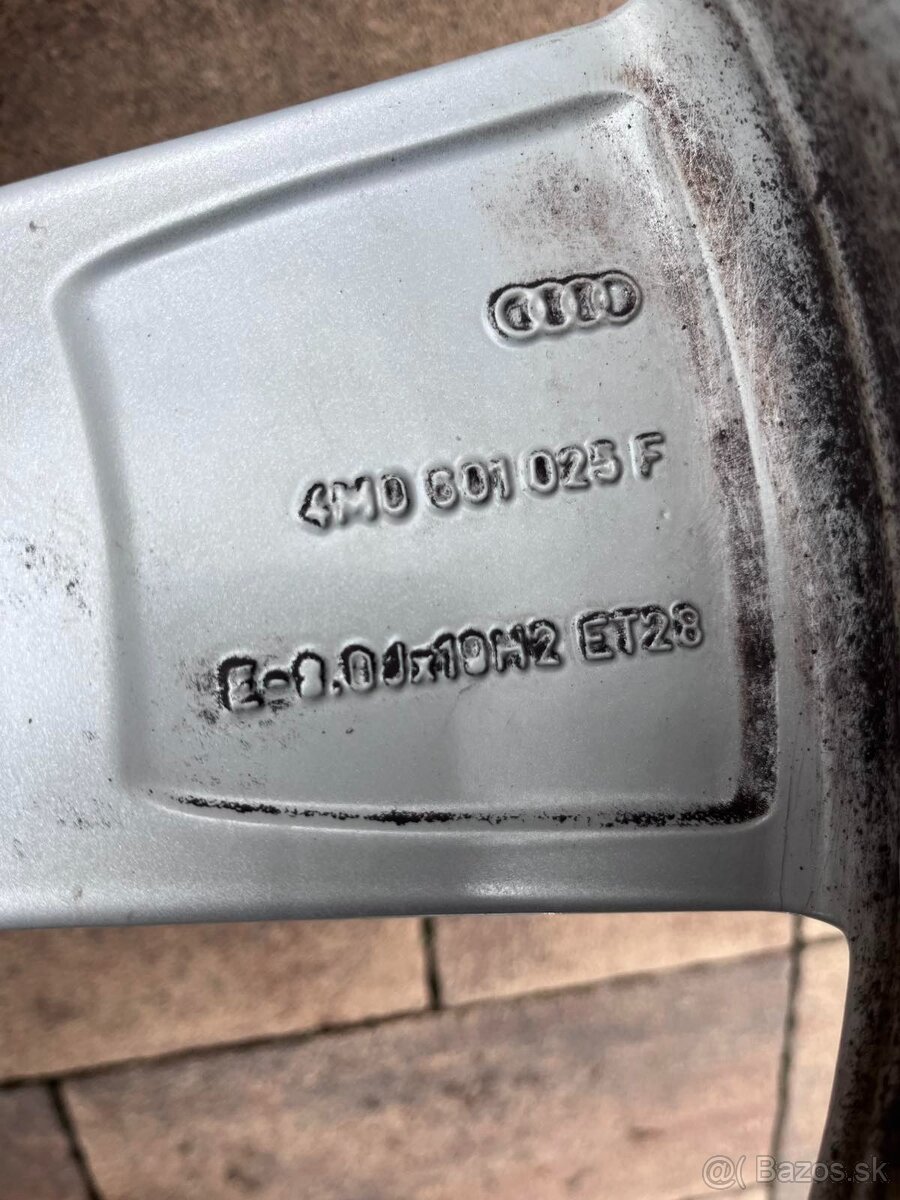 Predám org.hlinikové disky Audi/Vw---8Jx19-ET-28--5x112 - 7