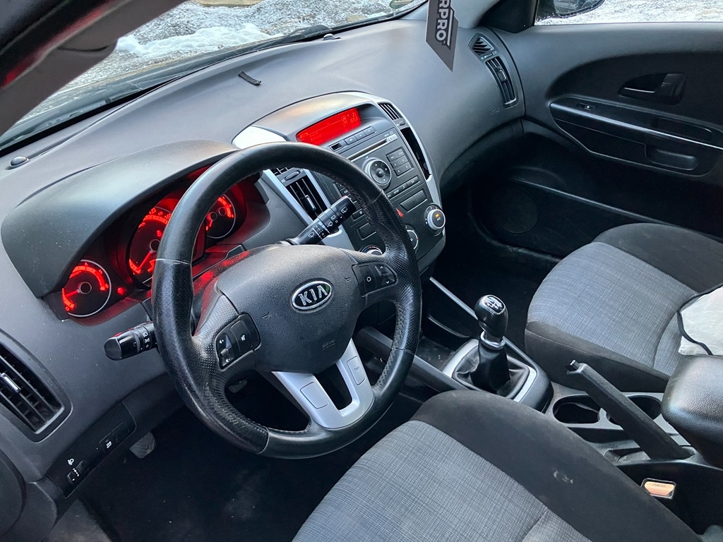 Kia Ceed 2010 1.6d, 66kW, M6, ťažné. - 7