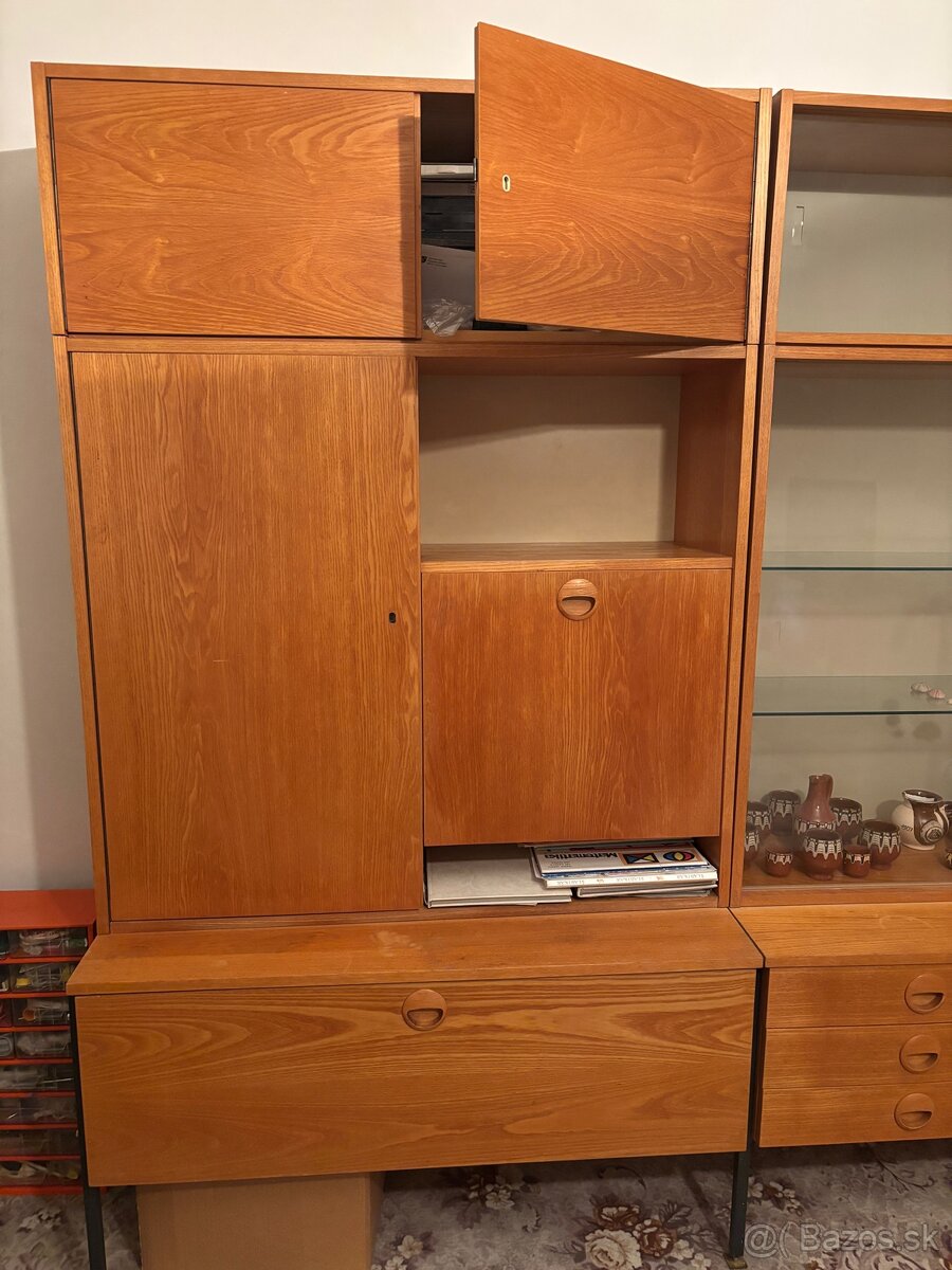 Retro skriňa - 7