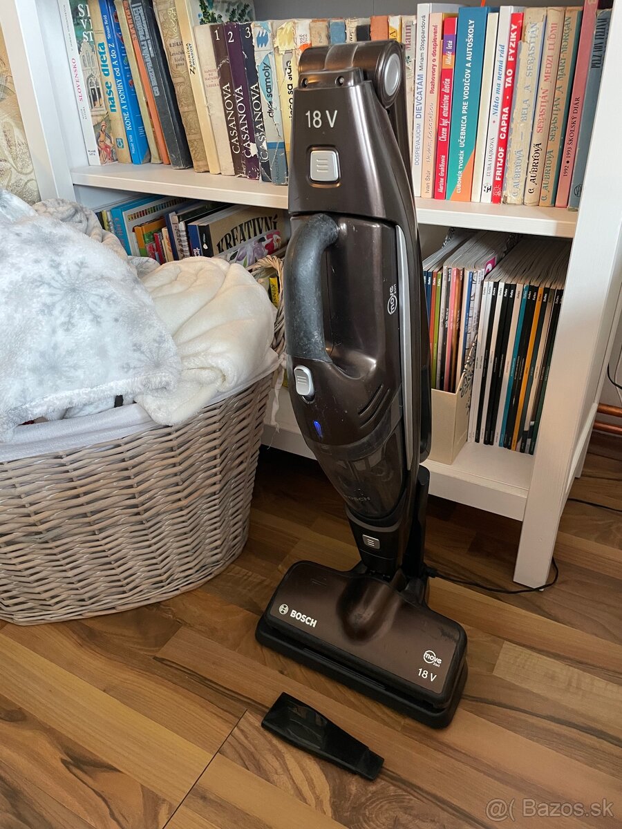 Predám tyčový vysávač Bosch Move 2in1 - 7