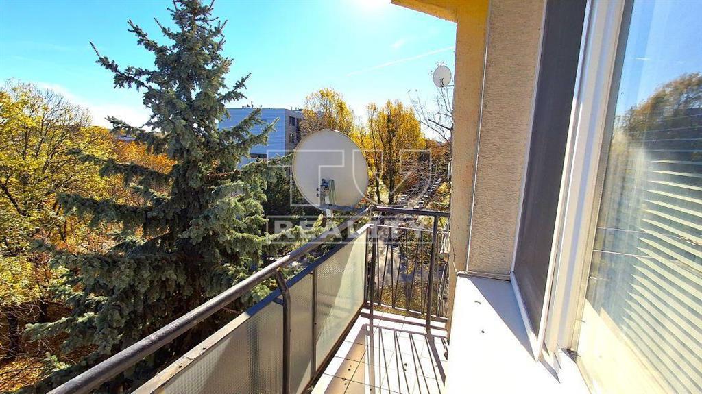 Prenájom 1 izbového bytu s úžitkovou plochou 40 m2 v... - 7