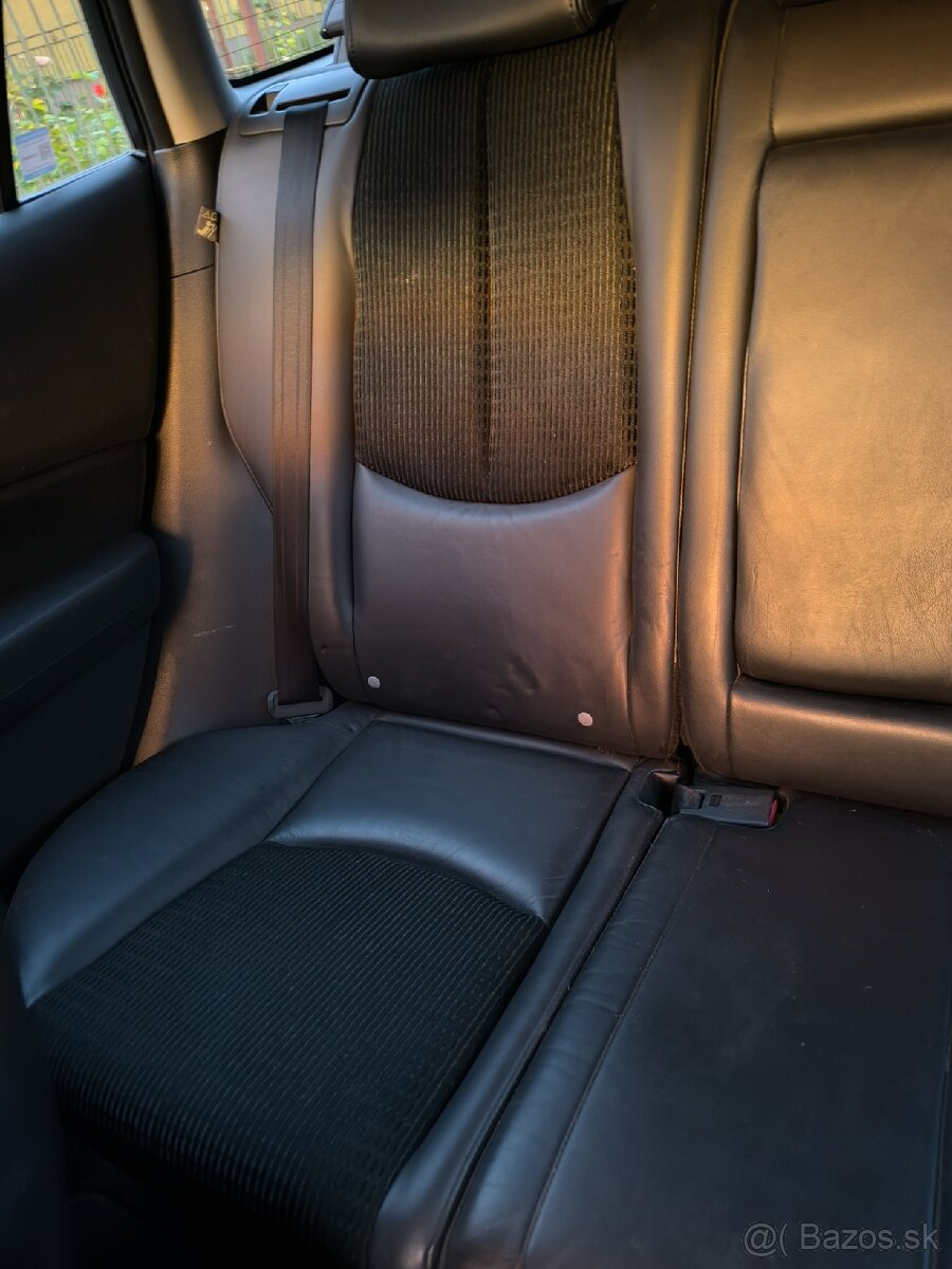 Predám Mazda6 kombi 2.5 benzín 2007 - 7