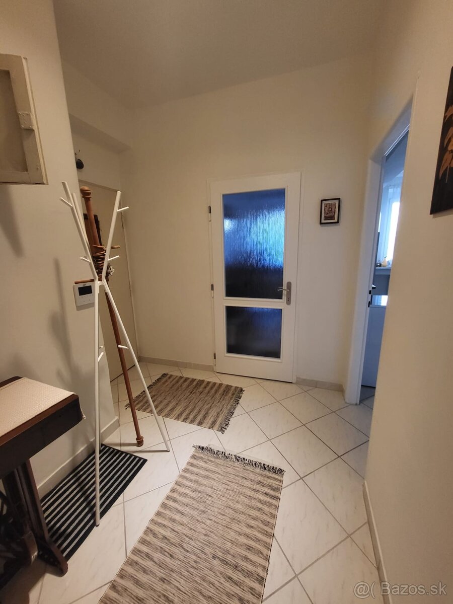 Štýlový 2-izbový byt v srdci Starého Mesta Bratislavy - 7