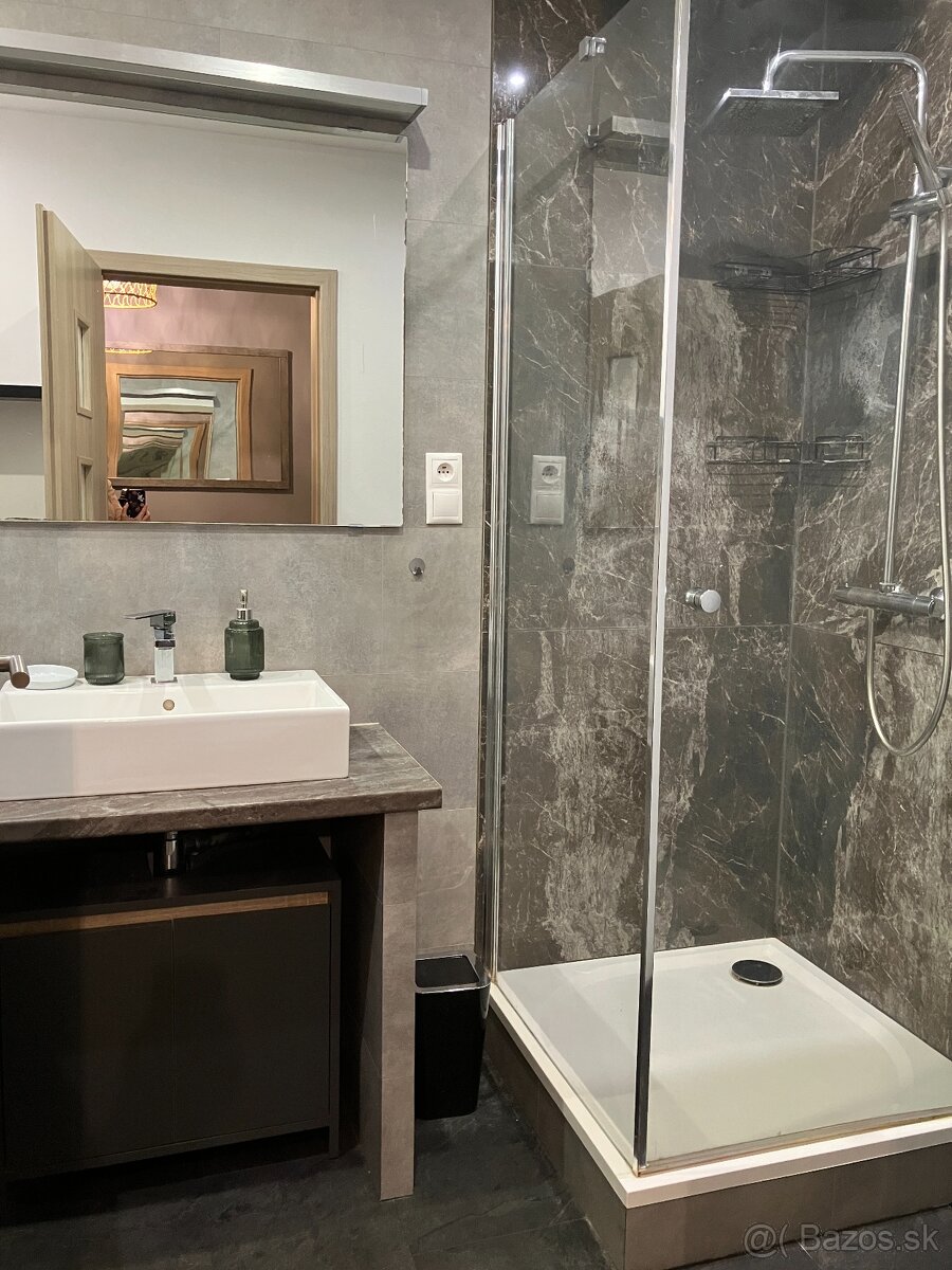 Prenájom: 2-izbový byt v centre Nitry - 7