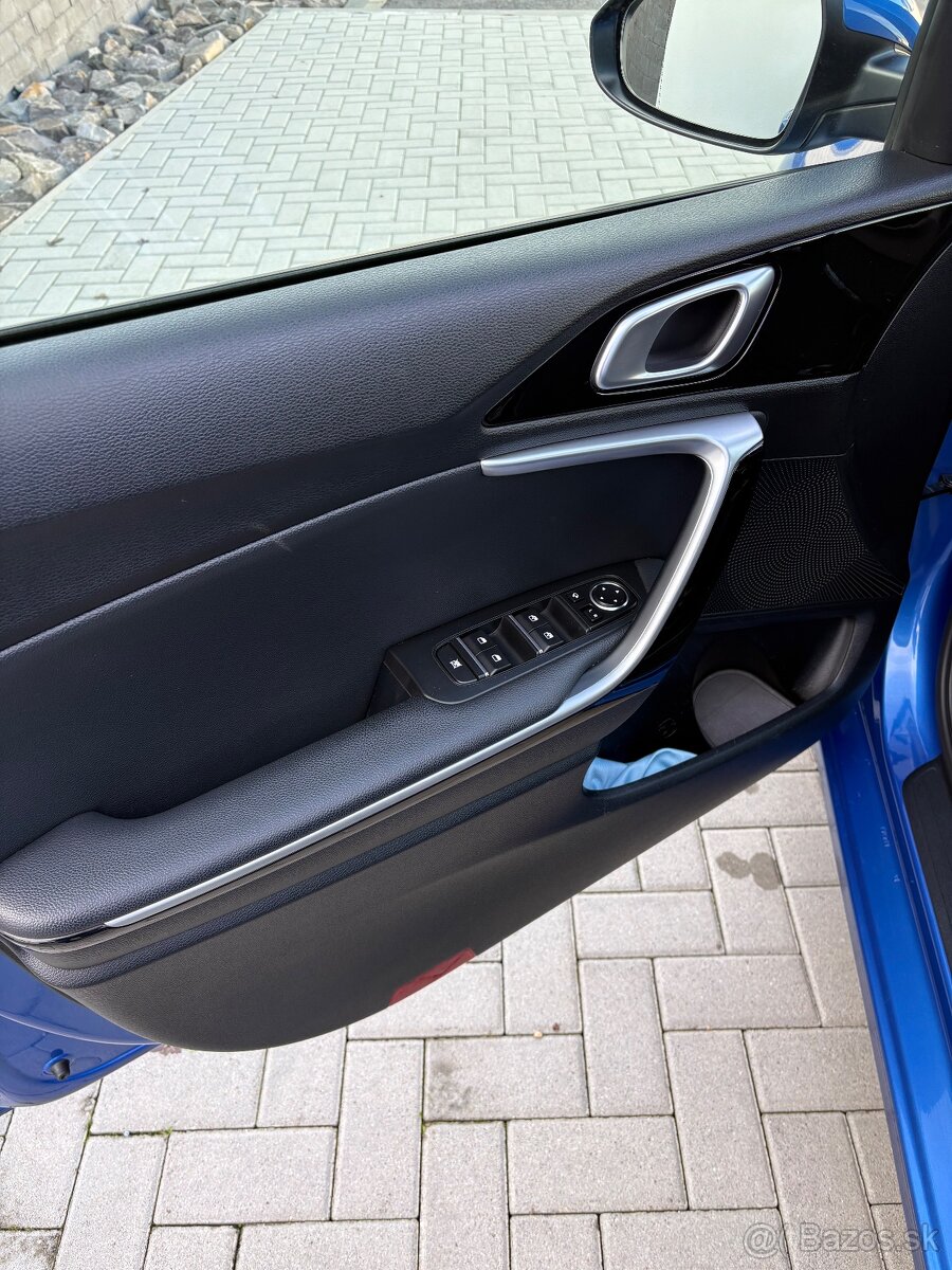 KIA Ceed 1,4T-GDI Gold - 7