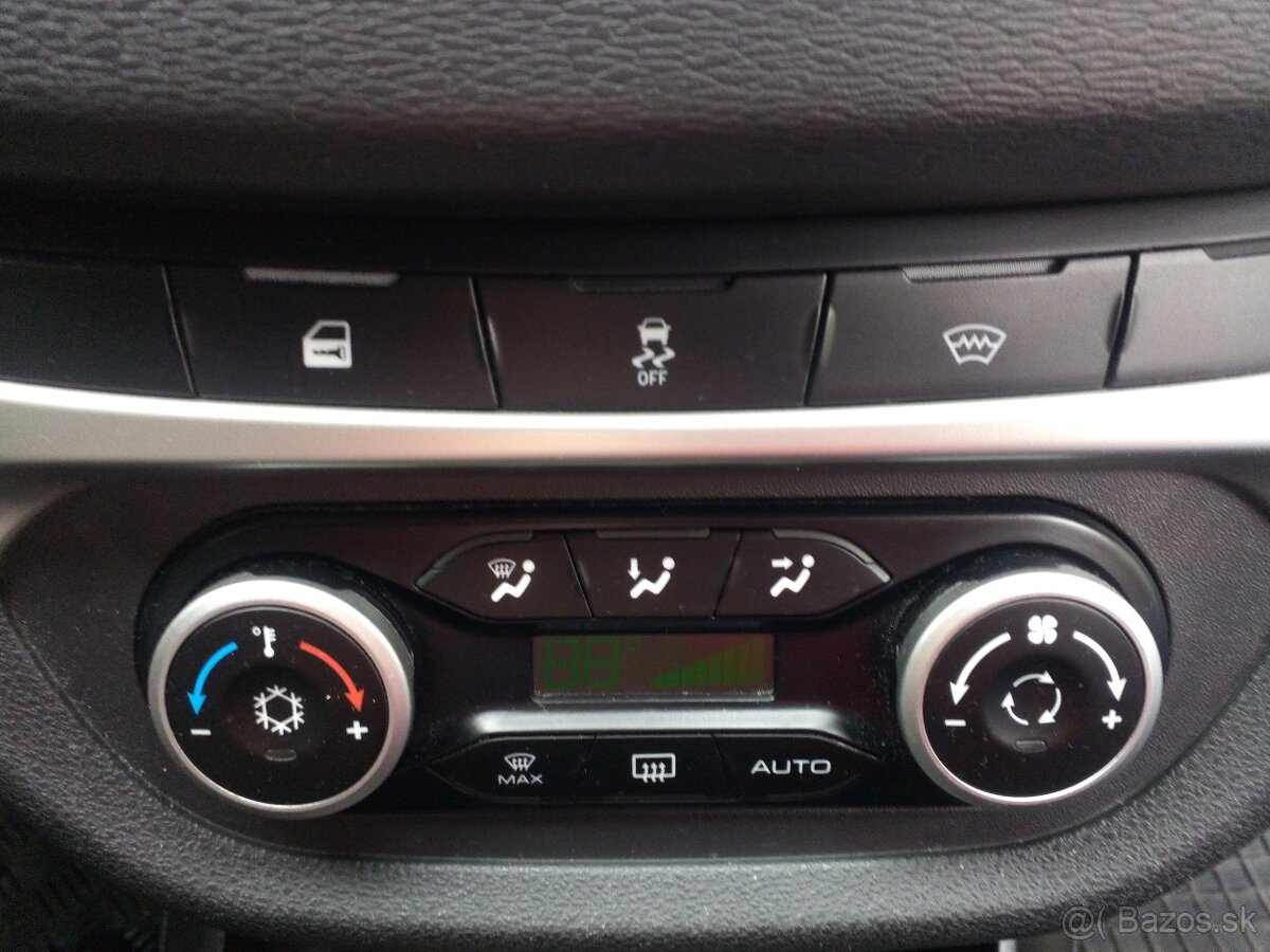 Lada Vesta SW CROSS - 7