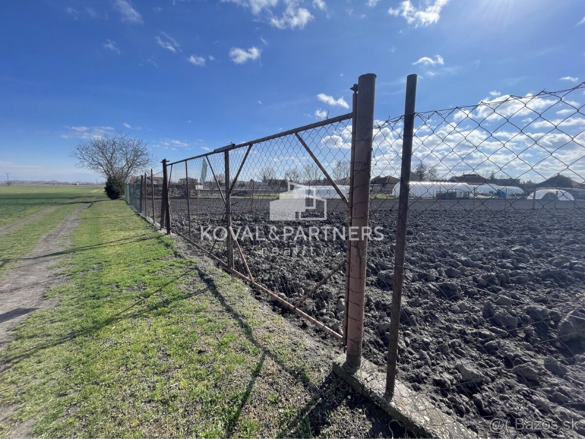 Predám pozemok vhodný na stavbu - 7