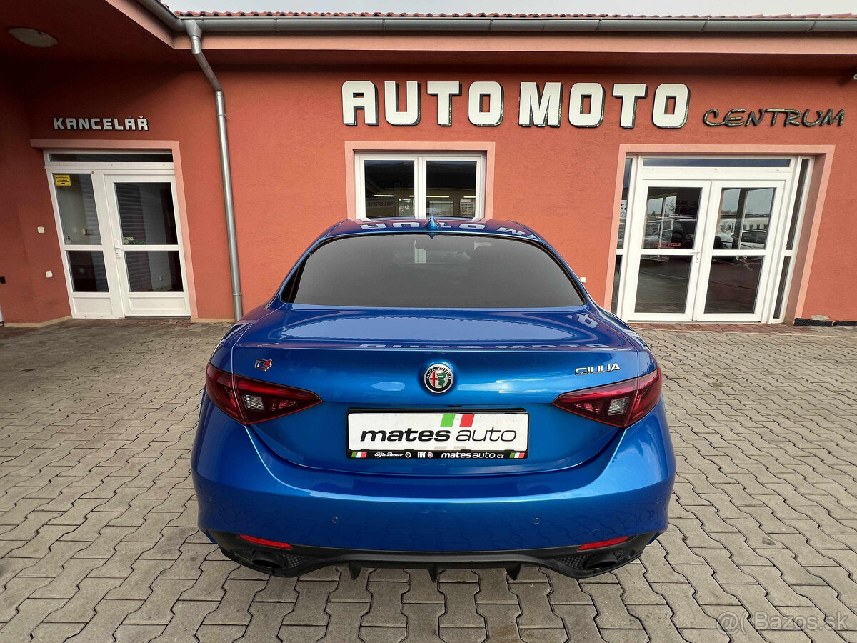 Alfa Romeo Giulia 2023 2.0 Veloce 206 kW - 7