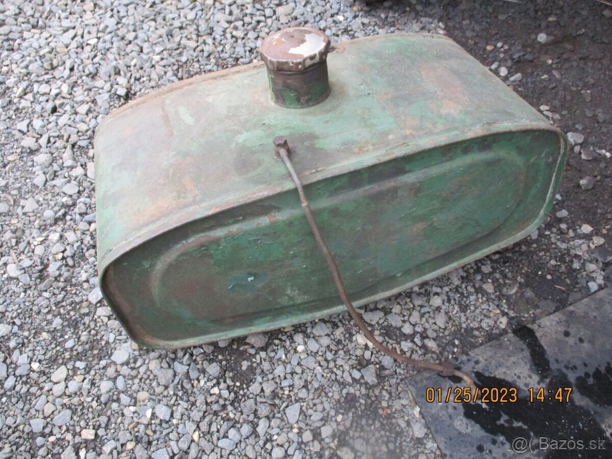 Škoda 30 traktor kolový po dílech - 7