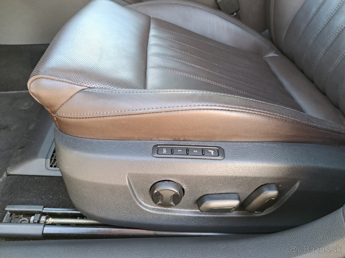 Škoda Superb Combi L&K nadštandardná výbava +kamera - 7