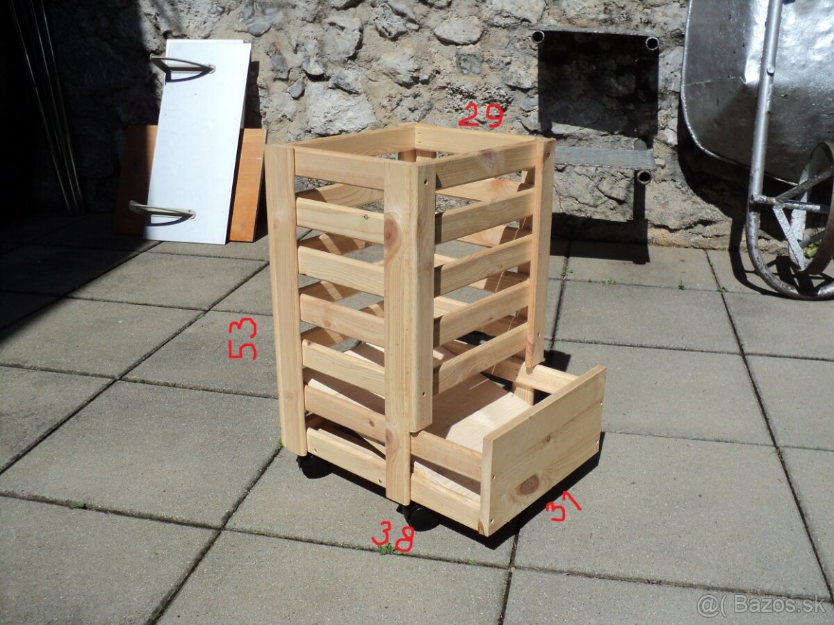 Lampa + lustre + vešiak +ohrievač+zásobník,+vysávač,.. - 7