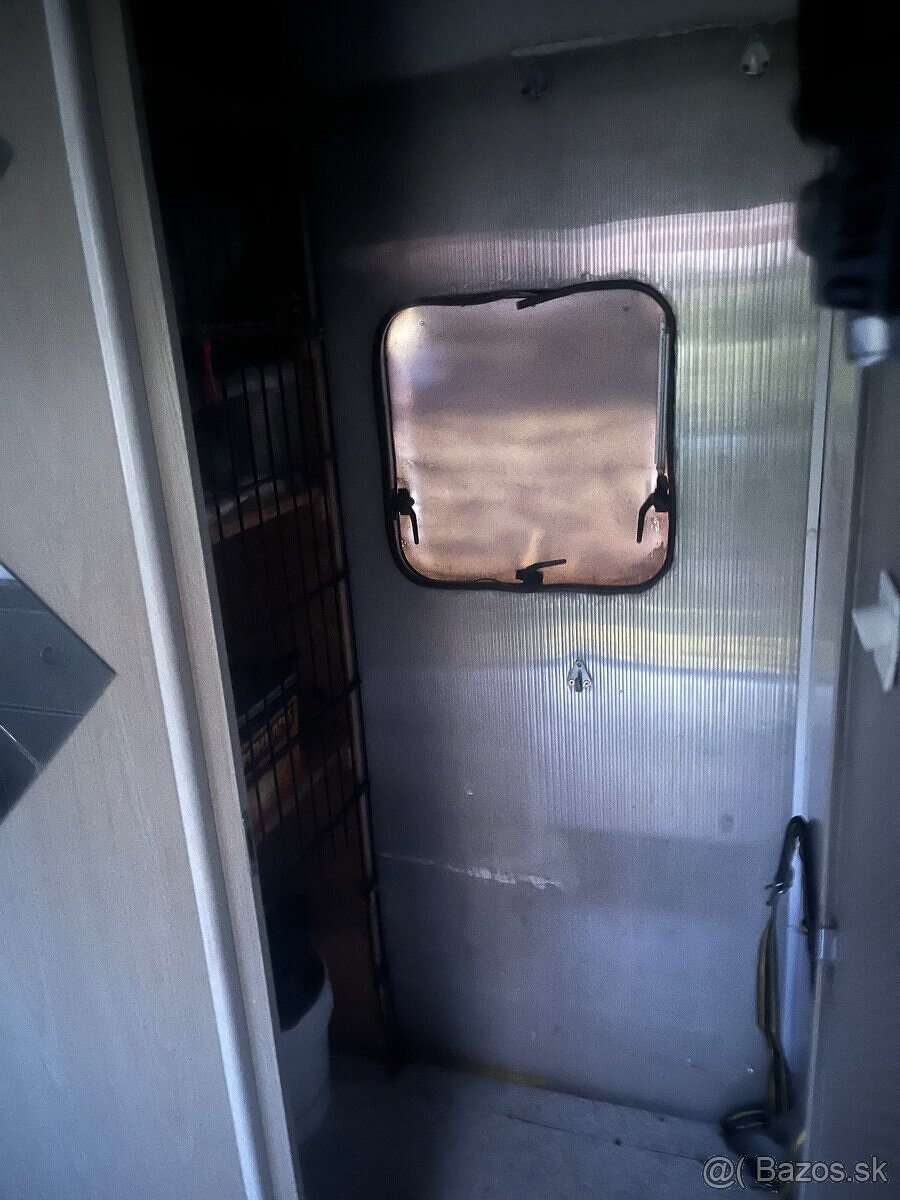 Predám autokaravan Ford - 7