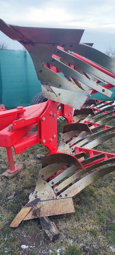 Predám pluh OPaLL- AGRI Jupiter II 120/100 - 7