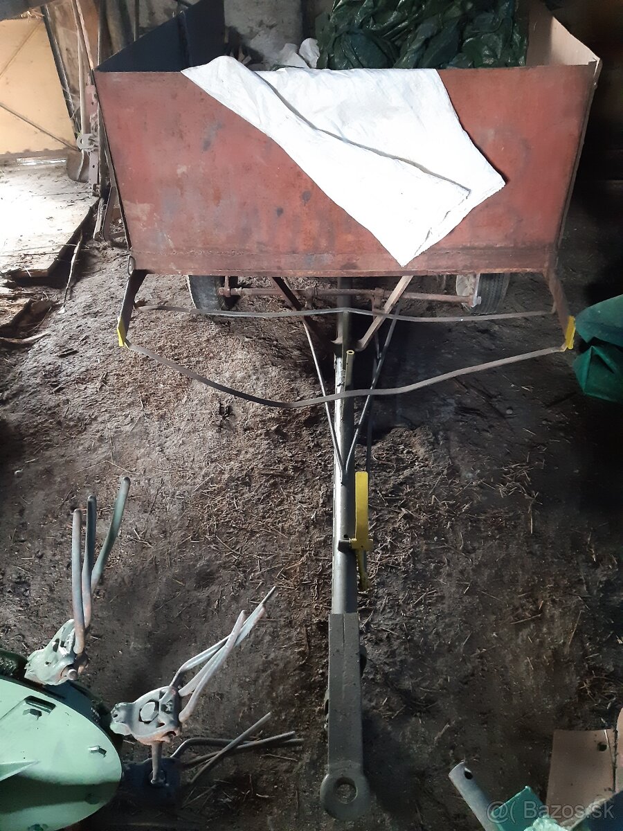 Predáme poľnohospodárske stroje - 7