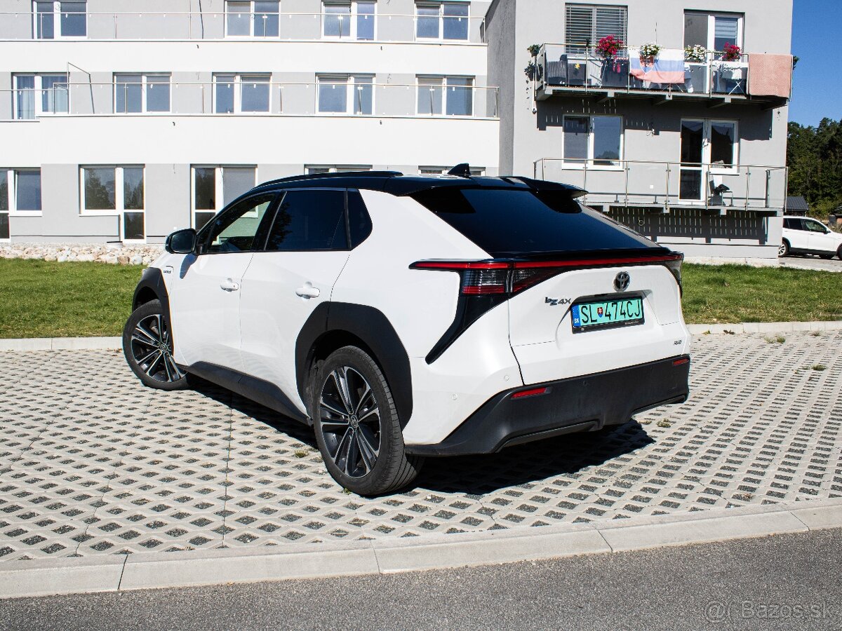 Toyota bZ4X BEV 71,4 kWh Executive AWD XMODE - 7
