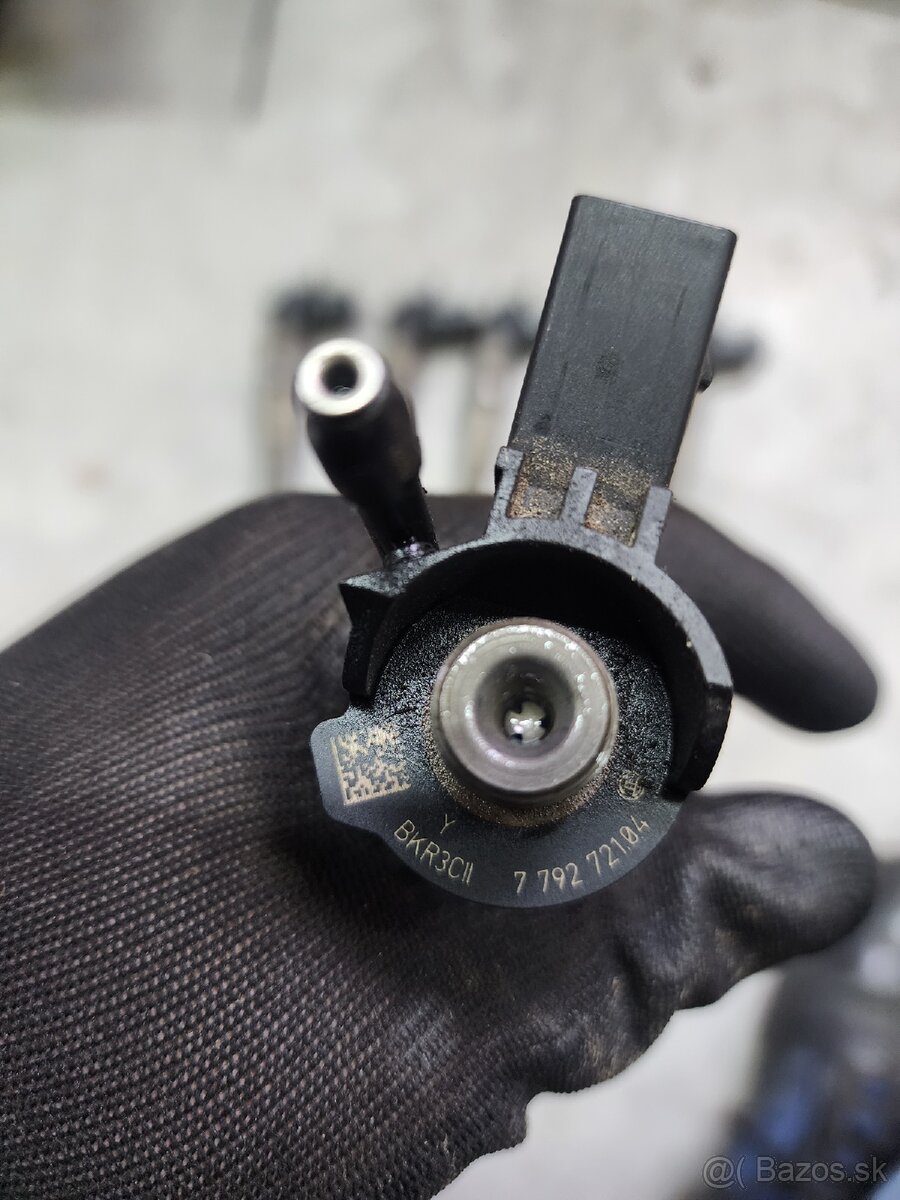 Rozpredám motor BMW 173kw 170kw z X3 - 7