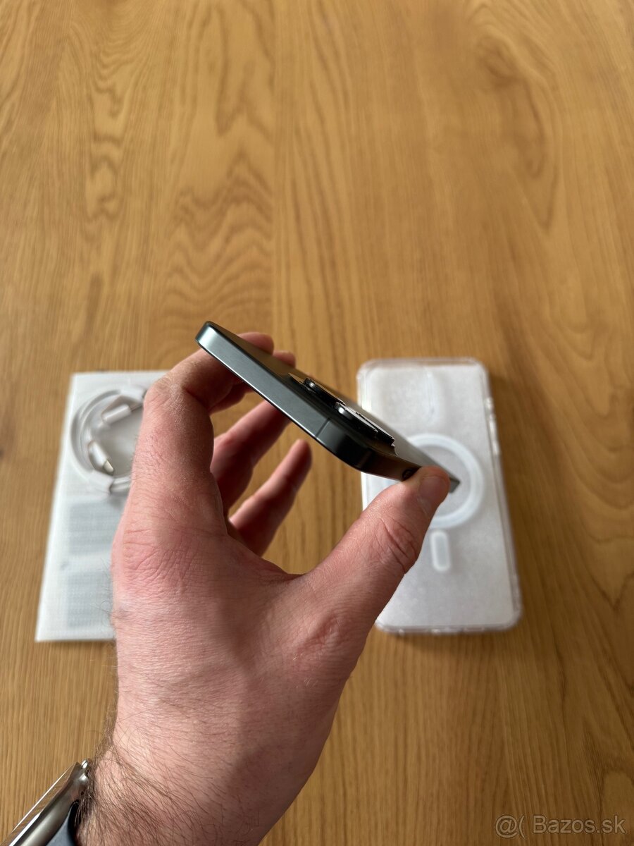 iPhone 15 Pro Max 256 gb Black Titanium v záruke - 7