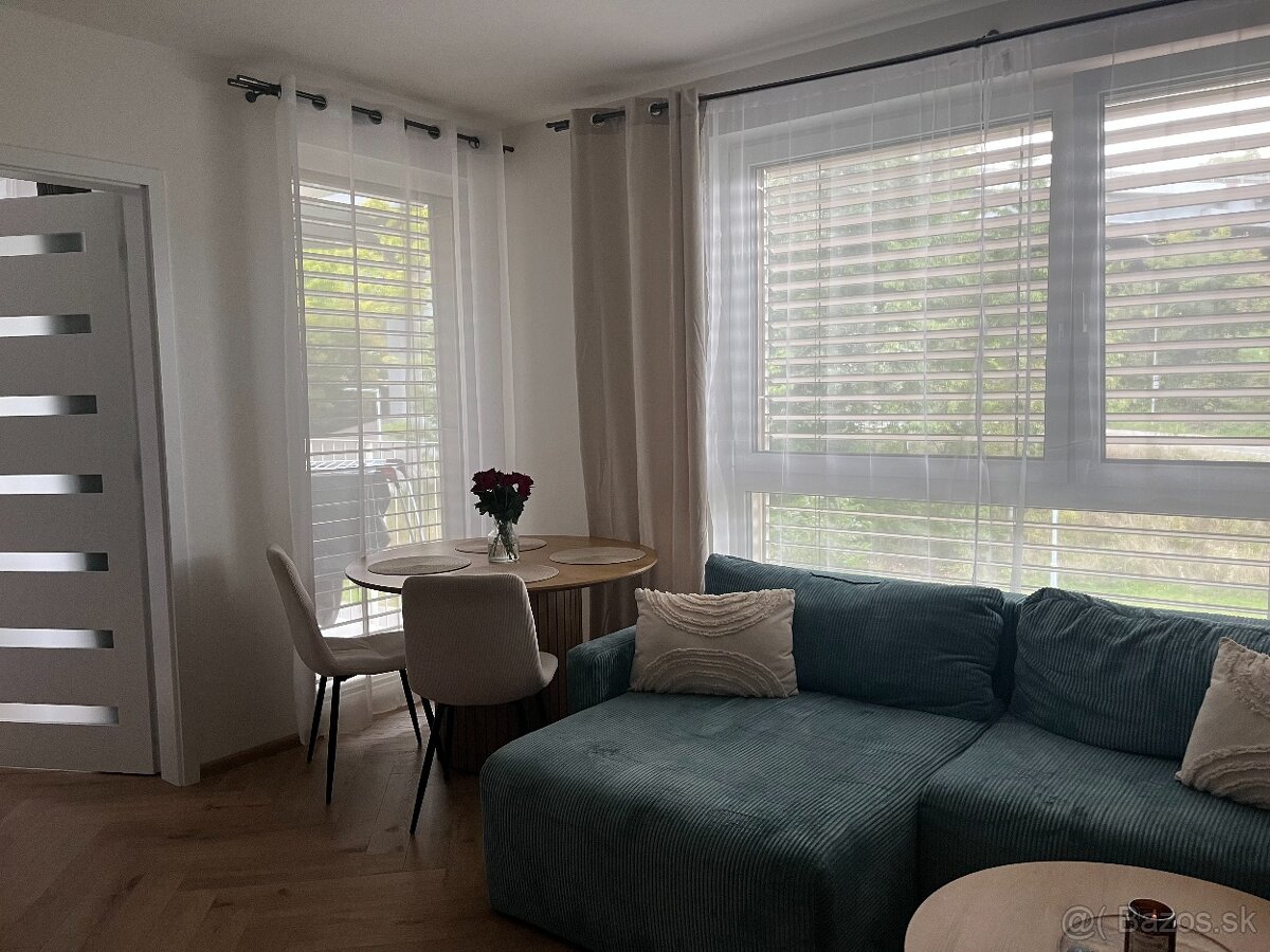 Prenájom 2-izbový byt s garážovým státím - 7