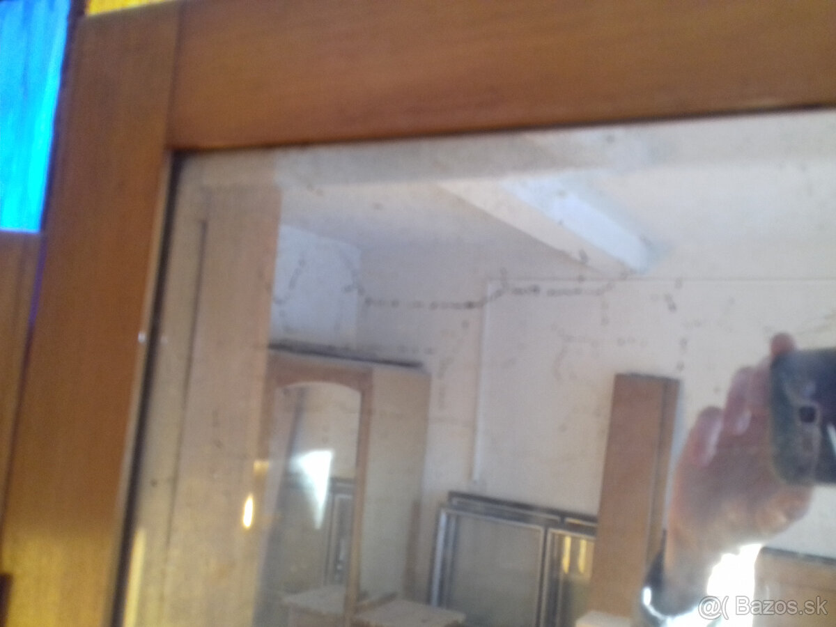 Zrkadlová skrinka - 7