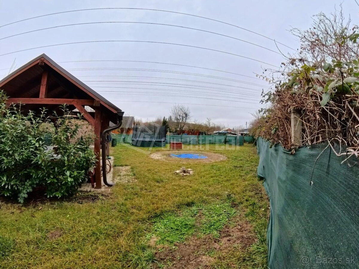 Predaj - záhrada - Slnečná záhrada so sukromím… - 7