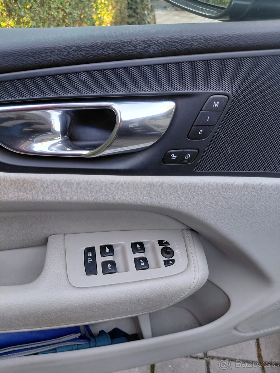 Volvo XC60 D5 AWD Summum 2017 - 7