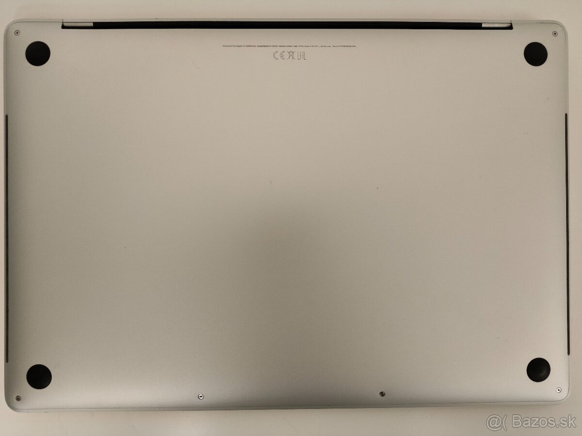 Apple MacBook Pro 15 (2018) | Intel Core i7 • 16 GB RAM • 25 - 7