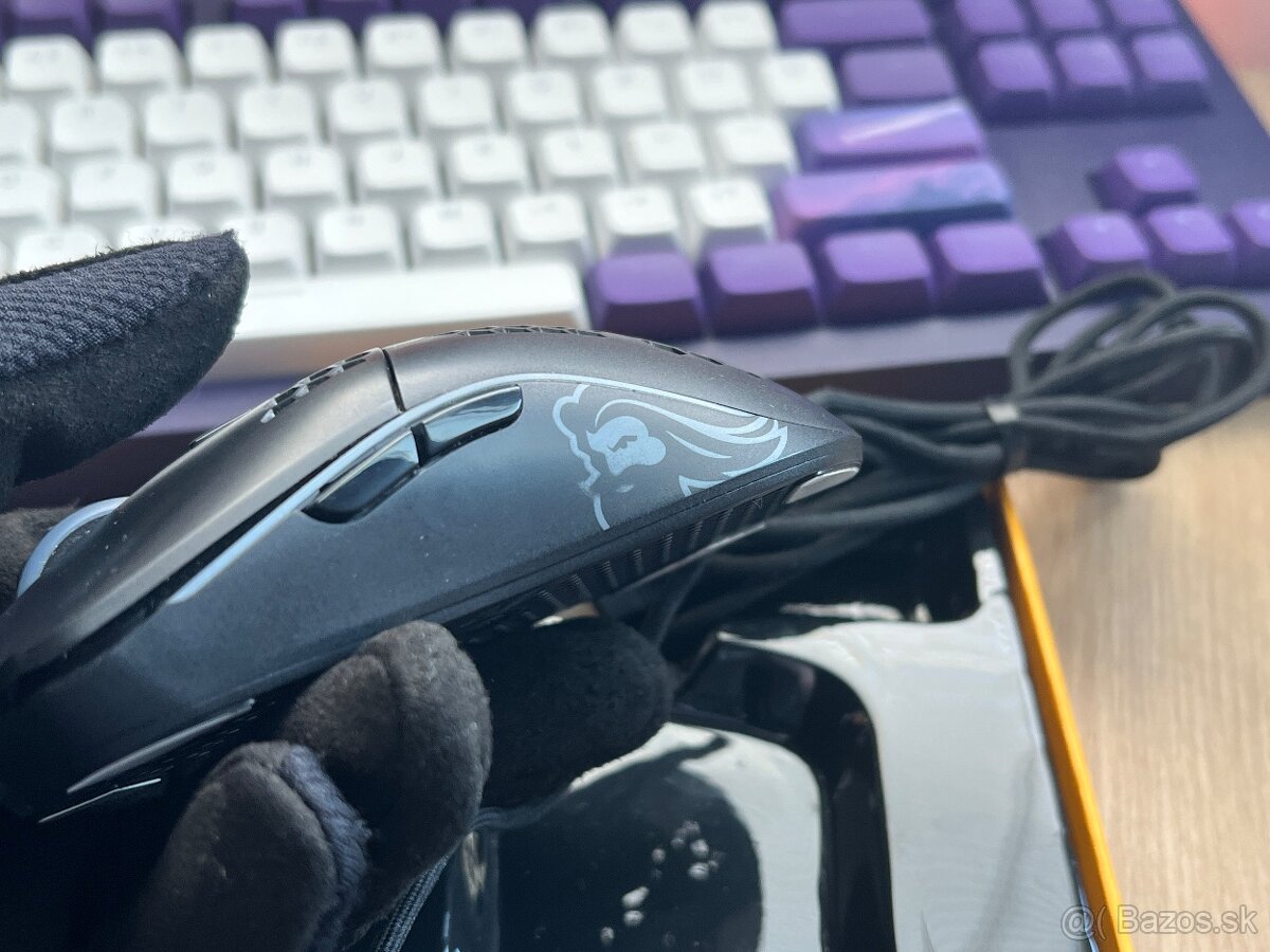 Glorious model o- - 7